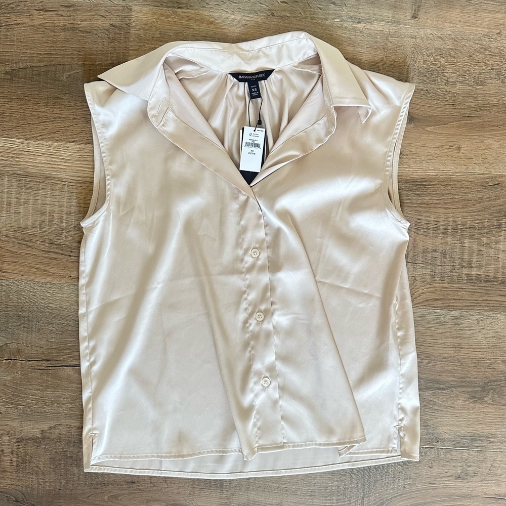 Banana Republic Sleeveless Silk Blouse